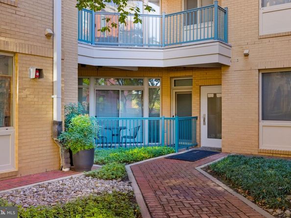 2200 N Westmoreland Street 202, Arlington VA 22213