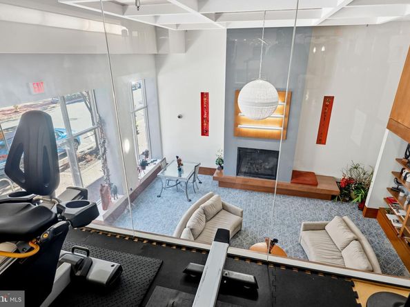 2200 N Westmoreland Street 202, Arlington VA 22213