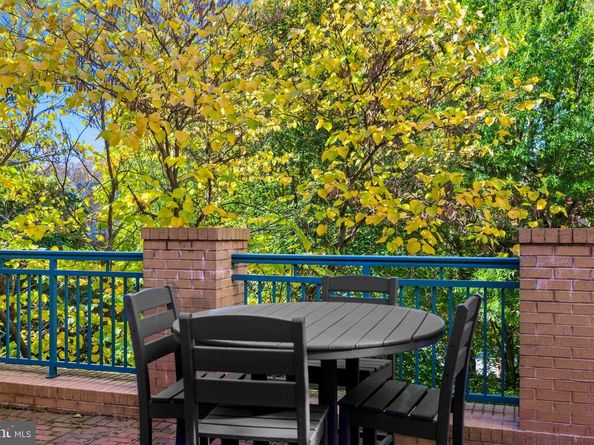 2200 N Westmoreland Street 202, Arlington VA 22213