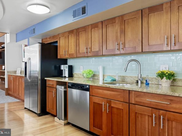 2200 N Westmoreland Street 202, Arlington VA 22213