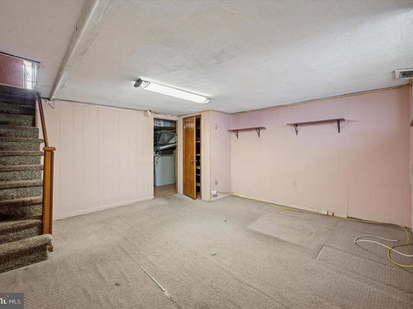 7017 Calvert Street, Philadelphia PA 19149