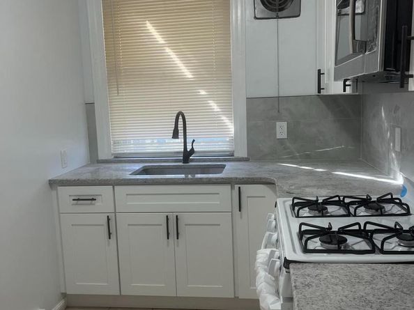 4252 M Street, Philadelphia PA 19124