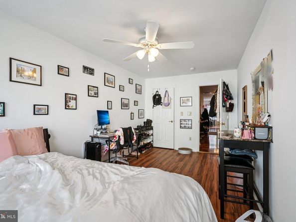 552 N 11TH Street, Philadelphia PA 19123