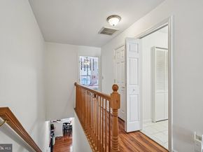 552 N 11TH Street, Philadelphia PA 19123