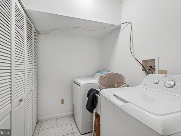 552 N 11TH Street, Philadelphia PA 19123