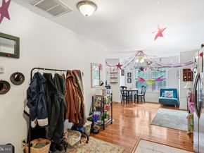 552 N 11TH Street, Philadelphia PA 19123