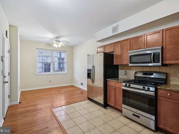 552 N 11TH Street, Philadelphia PA 19123