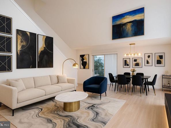 48 Bonnie Gellman Court B48, Philadelphia PA 19114