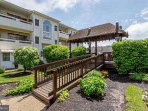 48 Bonnie Gellman Court B48, Philadelphia PA 19114