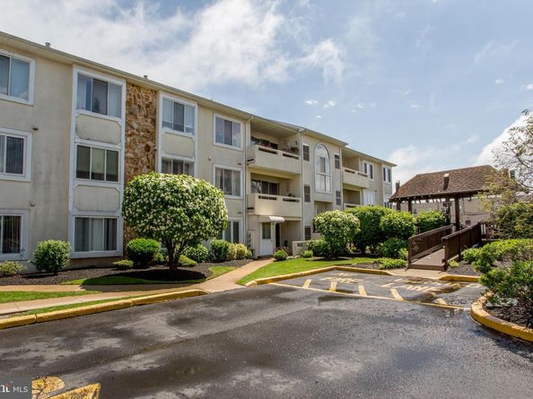 48 Bonnie Gellman Court B48, Philadelphia PA 19114