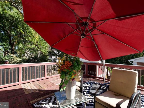 7052 Wardell St, Annandale VA 22003