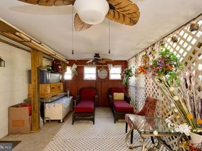 7052 Wardell St, Annandale VA 22003