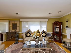 7052 Wardell St, Annandale VA 22003