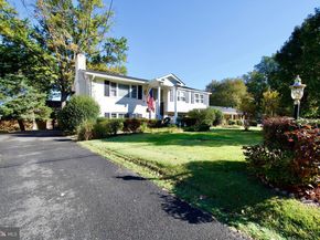 7052 Wardell St, Annandale VA 22003