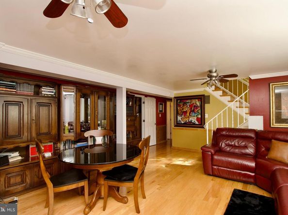 7052 Wardell St, Annandale VA 22003