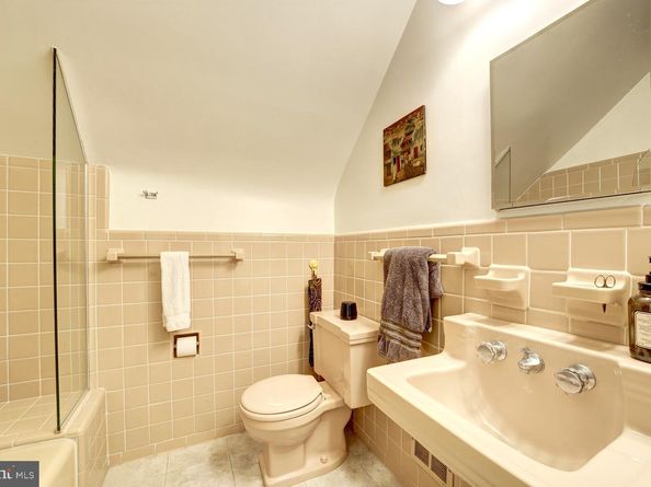 2824 Ellicott Street NW, Washington DC 20008
