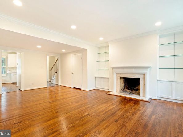 3533 Hamlet Place 506, Chevy Chase MD 20815