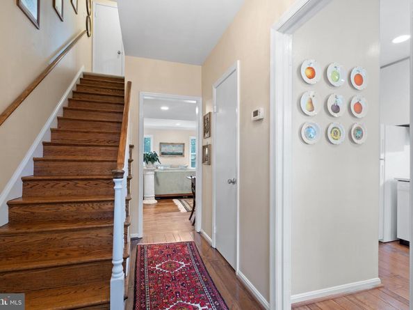 3533 Hamlet Place 506, Chevy Chase MD 20815