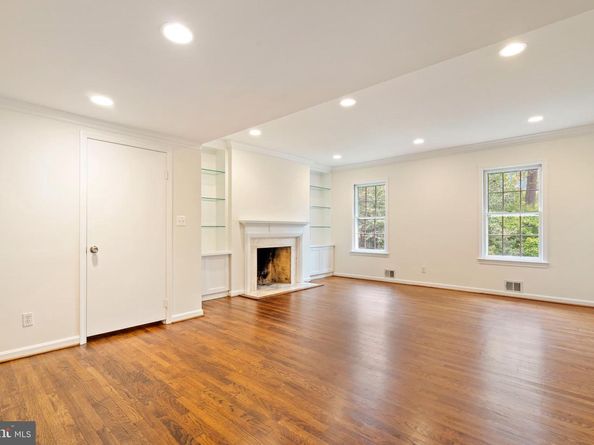 3533 Hamlet Place 506, Chevy Chase MD 20815