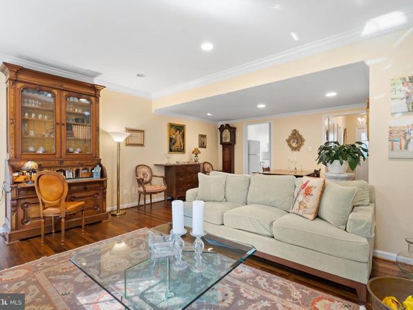 3533 Hamlet Place 506, Chevy Chase MD 20815