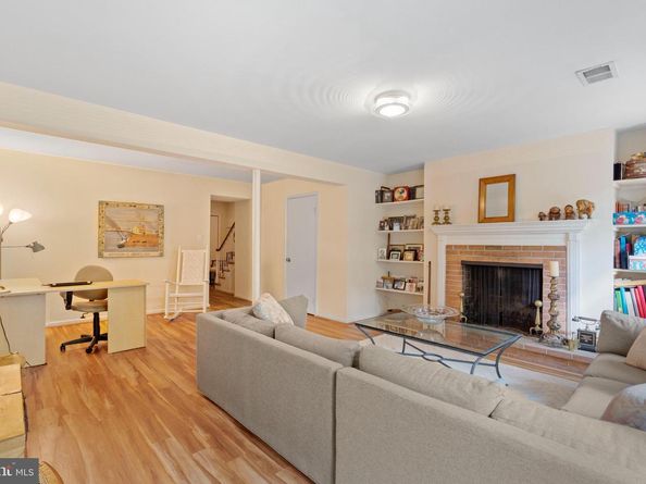 3533 Hamlet Place 506, Chevy Chase MD 20815