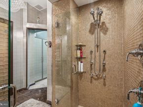 421 Chestnut Street 304, Philadelphia PA 19106