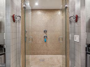 421 Chestnut Street 304, Philadelphia PA 19106