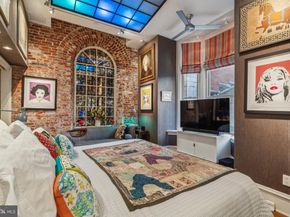 421 Chestnut Street 304, Philadelphia PA 19106