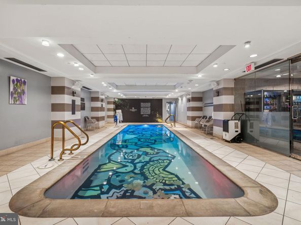 421 Chestnut Street 304, Philadelphia PA 19106