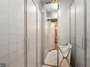 421 Chestnut Street 304, Philadelphia PA 19106