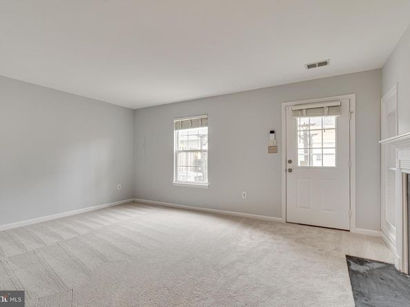 22973 Whitehall Terrace, Sterling VA 20166