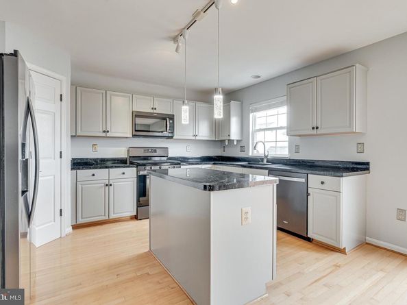 22973 Whitehall Terrace, Sterling VA 20166