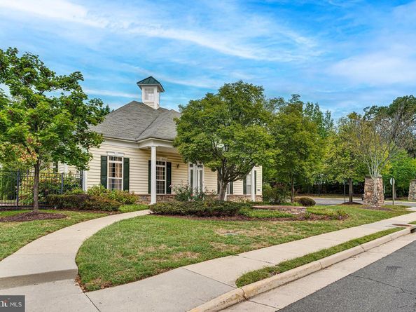 22973 Whitehall Terrace, Sterling VA 20166