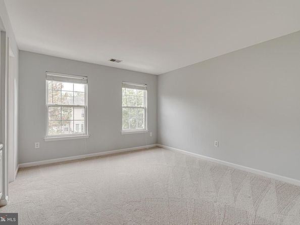 22973 Whitehall Terrace, Sterling VA 20166
