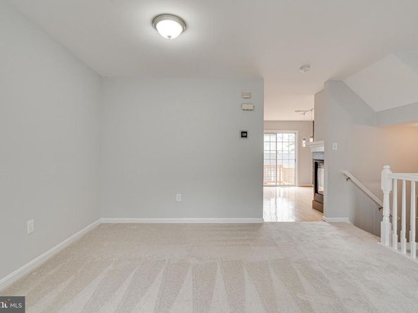 22973 Whitehall Terrace, Sterling VA 20166