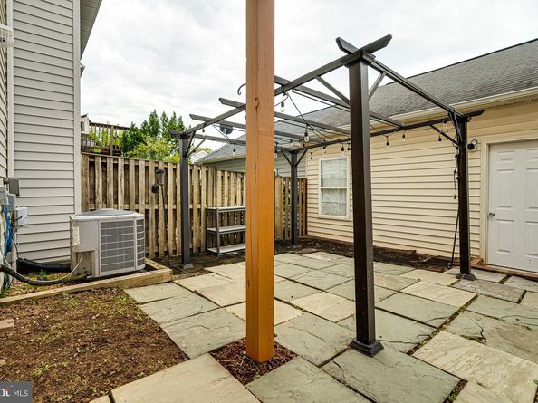 22973 Whitehall Terrace, Sterling VA 20166