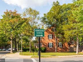 3050 S Buchanan Street C1, Arlington VA 22206