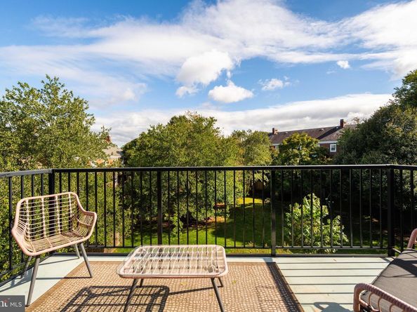 3050 S Buchanan Street C1, Arlington VA 22206