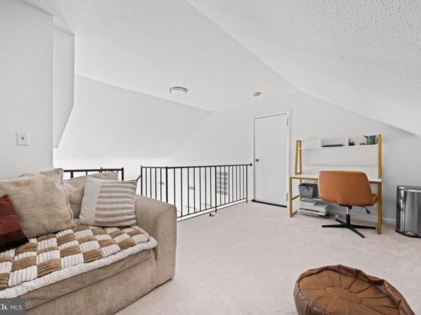 3050 S Buchanan Street C1, Arlington VA 22206