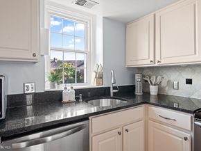 3050 S Buchanan Street C1, Arlington VA 22206