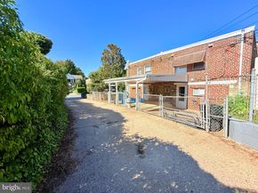 7836 Lorna Drive, Philadelphia PA 19111