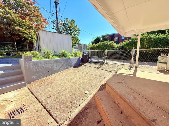 7836 Lorna Drive, Philadelphia PA 19111