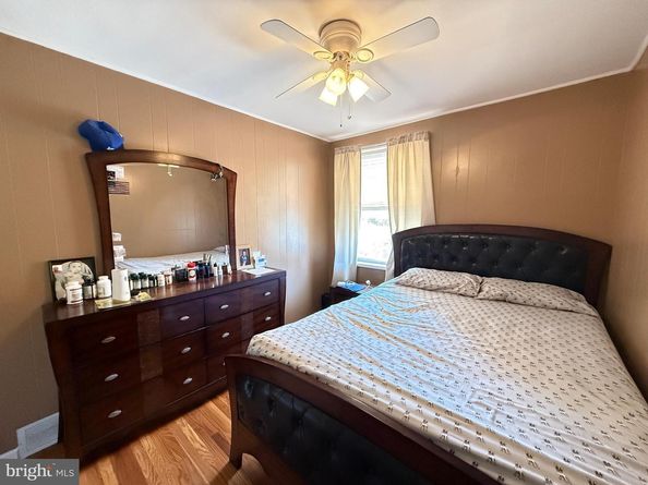 7836 Lorna Drive, Philadelphia PA 19111