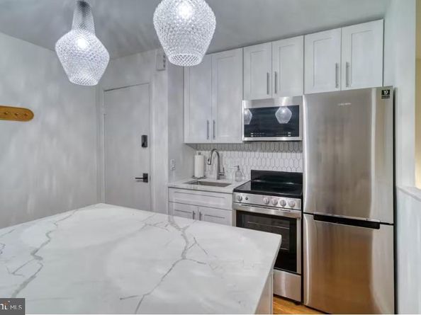 1026 Pine Street, Philadelphia PA 19107
