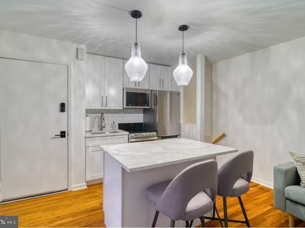 1026 Pine Street, Philadelphia PA 19107