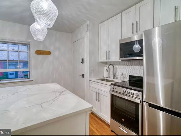 1026 Pine Street, Philadelphia PA 19107