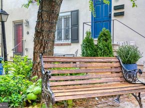 1026 Pine Street, Philadelphia PA 19107