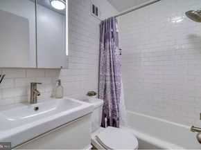 1026 Pine Street, Philadelphia PA 19107