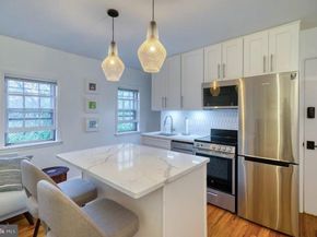 1026 Pine Street, Philadelphia PA 19107