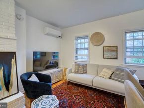 1026 Pine Street, Philadelphia PA 19107